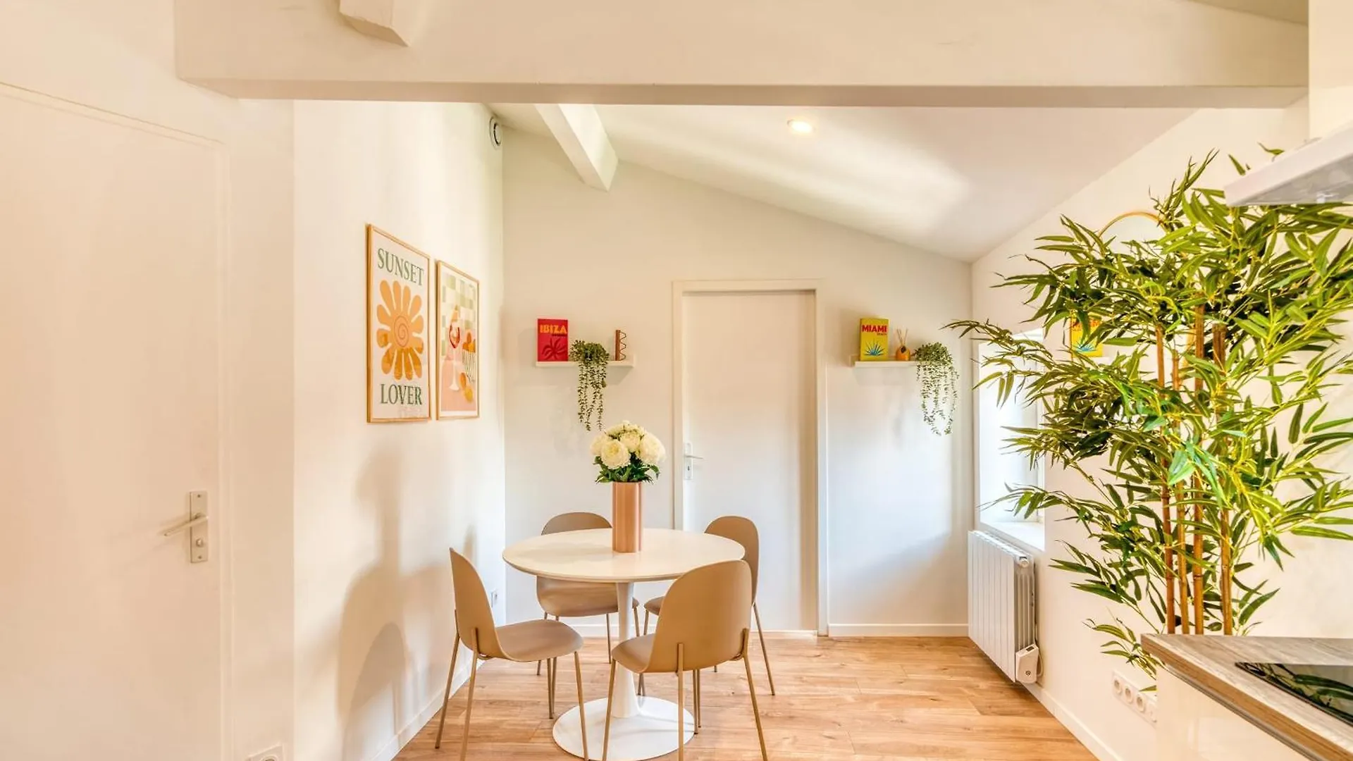 Le Pastel - Cosy Appart - Metro B - 1 A 4 Personnes Oullins